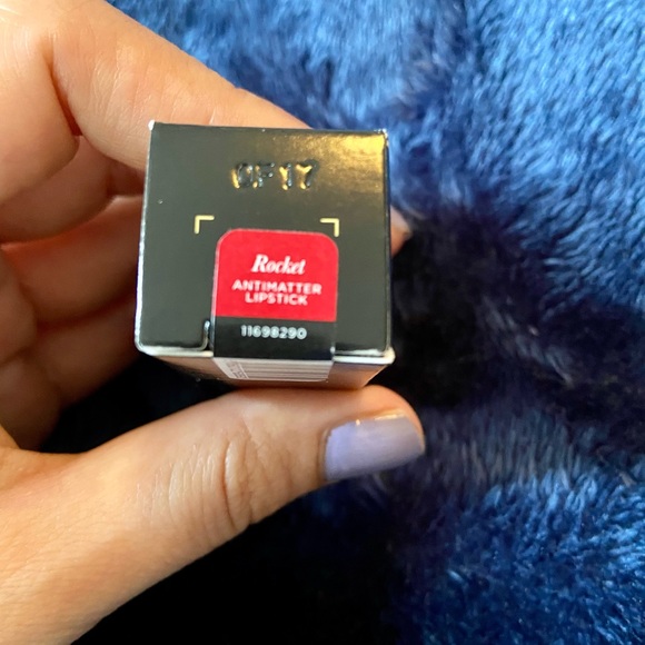 Illamasqua Antimatter Lipstick 💄 - Picture 5 of 9